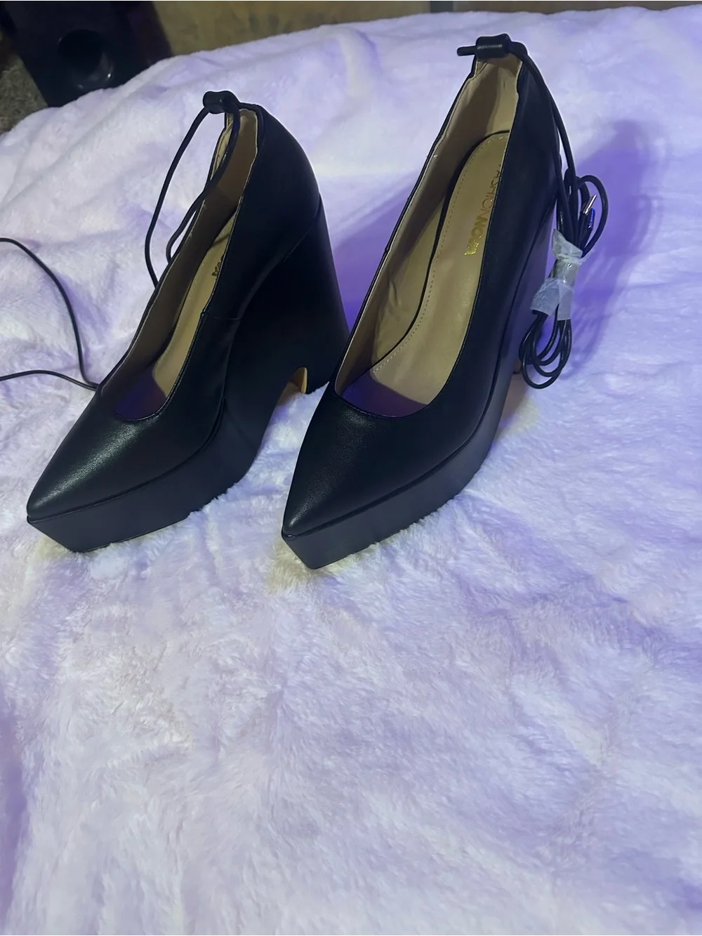 Fashion Nova Black Platform Wedge Pumps - Picture 4 of 8